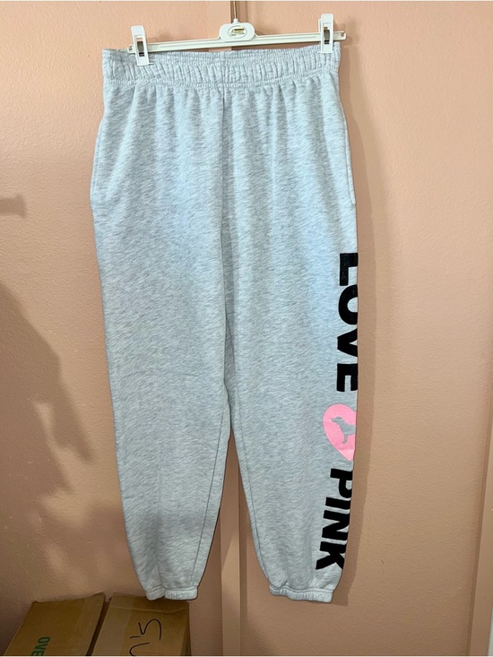 PINK Victoria's Secret Light Gray Zip-Up Sweatshirt with Pink Logo & Joggers Set - Picture 12 of 14